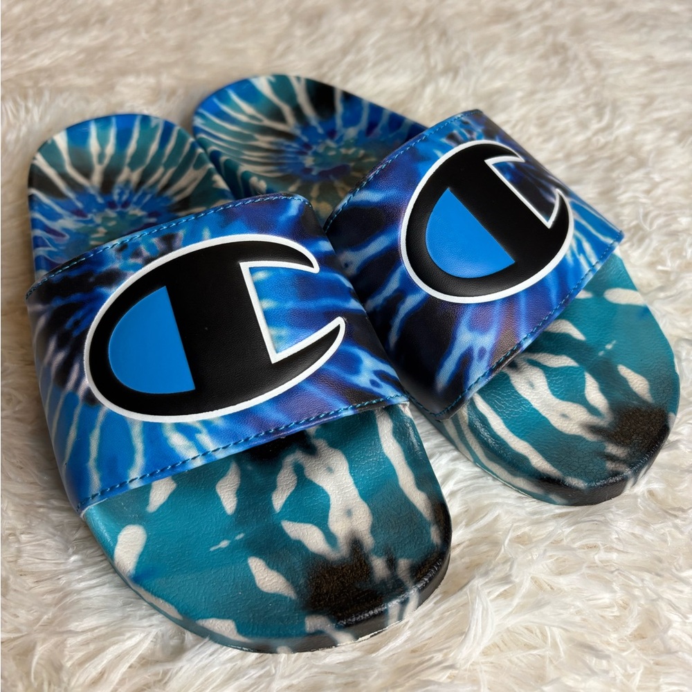 NWOT Champion Blue Tie-Dye Slides